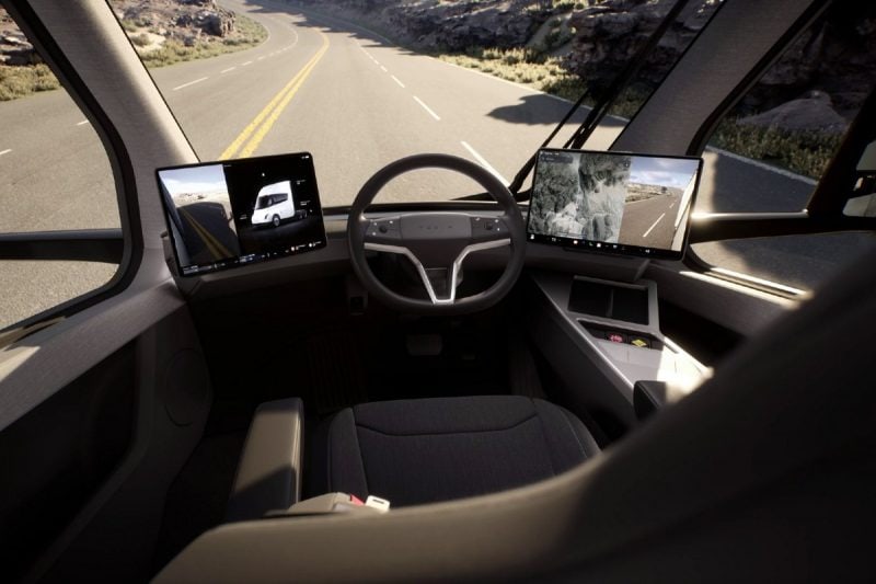 Posición del conductor en el camión TESLA Posición del conductor en el camión TESLA